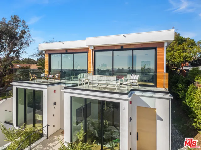 723 Pier Avenue B, Santa Monica, California 90405