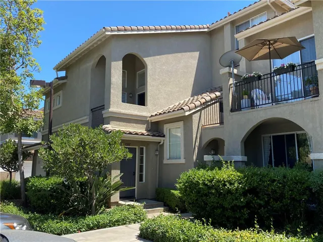 2201 Crescent Oak, Irvine, California 92618