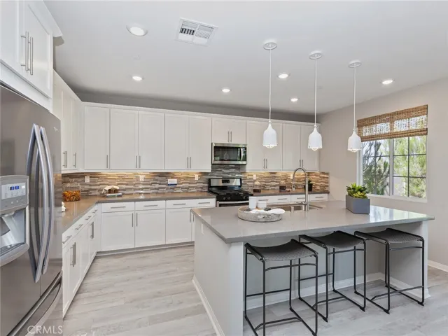 30222 Old Corral Circle, Menifee, California 92584