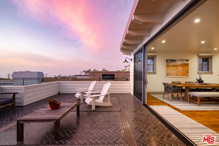 703 Bayview Drive, Manhattan Beach, California 90266