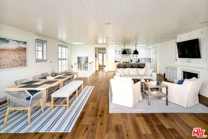 703 Bayview Drive, Manhattan Beach, California 90266