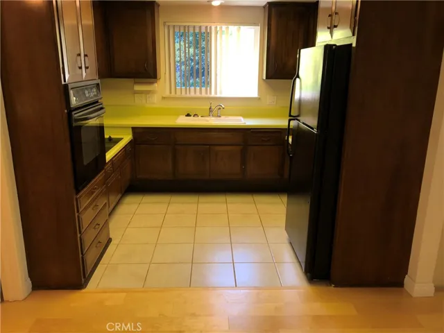 60 Calle Cadiz D, Laguna Woods, California 92637