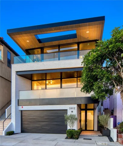 2612 Highland Avenue, Manhattan Beach, California 90266
