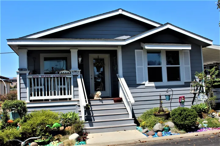7229 San Luis, Carlsbad, California 92011