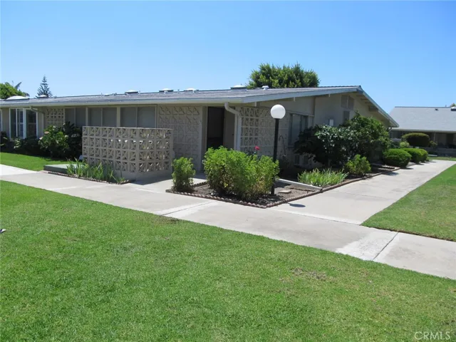 1691 Sunningdale Rd., Seal Beach, California 90740