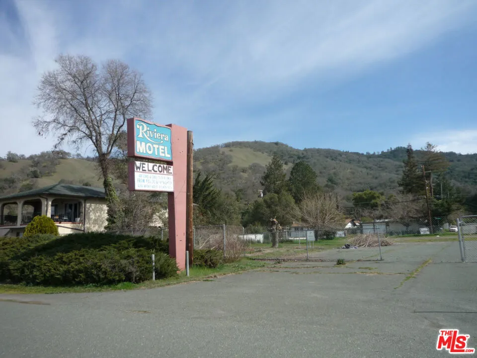 gallery-image 5