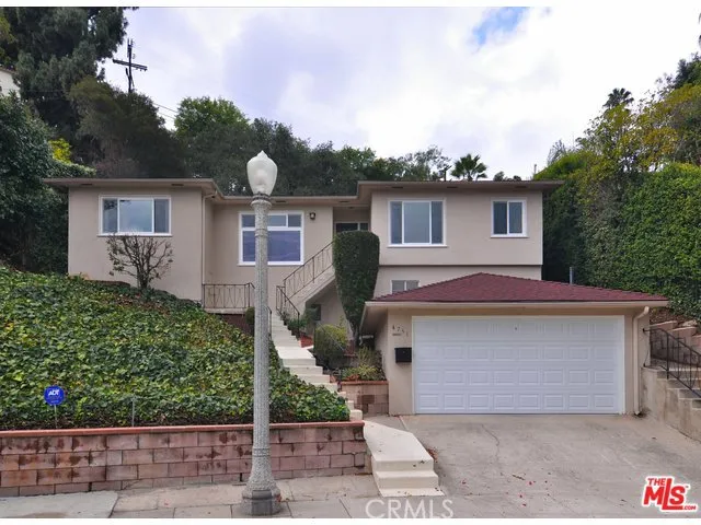 4751 Cromwell Avenue, Los Angeles, California 90027