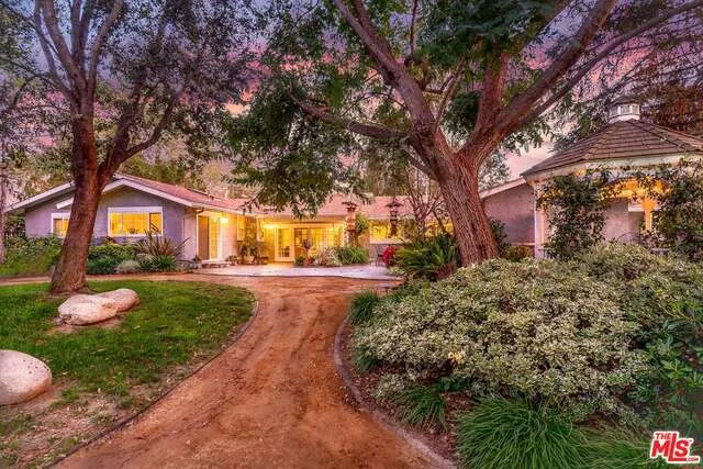 11551 Charisma Court Court, None, California 93012