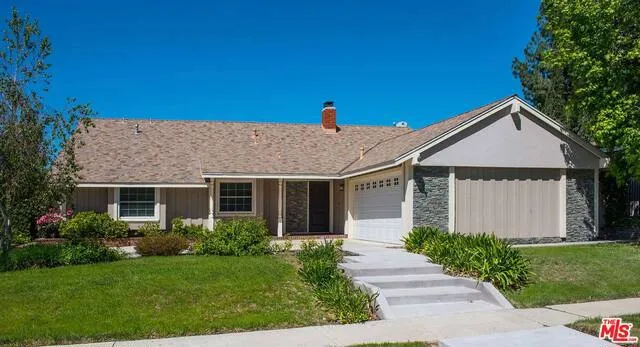13 Birchwood Avenue, Oak Park, California 91377