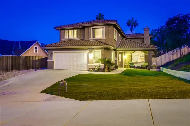922 Brenna Hills Place, Escondido, California 92025