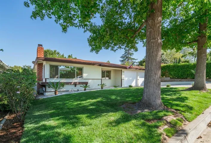 1033 W 11th Ave, Escondido, California 92025