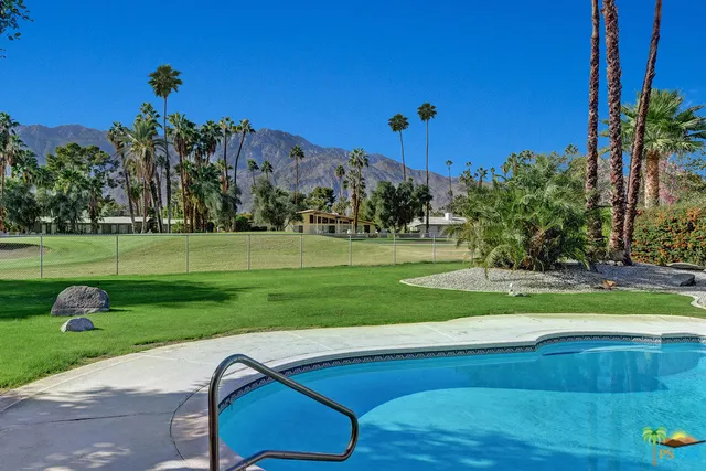 Pool view to west mountains