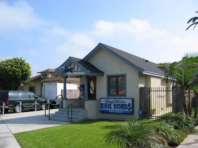 306 N Pacific Coast Highway, Redondo Beach, California 90277