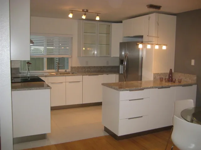 10198 Caminito Mulege, San Diego, California 92126