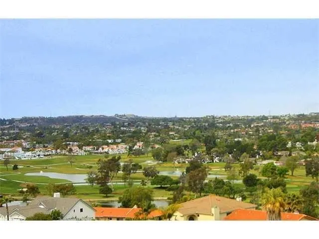 7600 La Coruna Place, Carlsbad, California 92009
