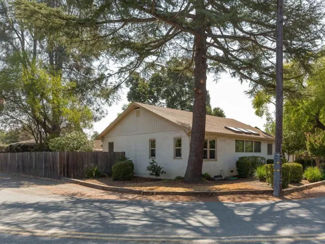 13330 Sewell Avenue, San Martin, California 95046