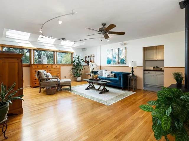 13330 Sewell Avenue, San Martin, California 95046