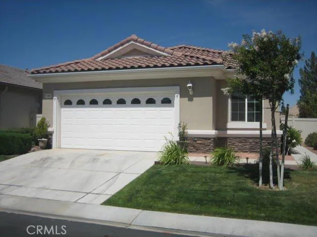 11061 Waterwood Street, Apple Valley, California 92308