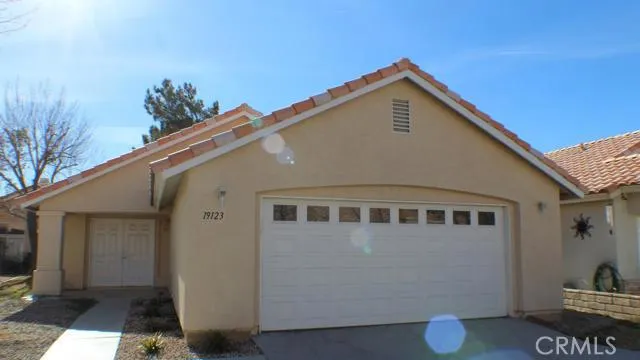 19123 Charlotte Place, Apple Valley, California 92308