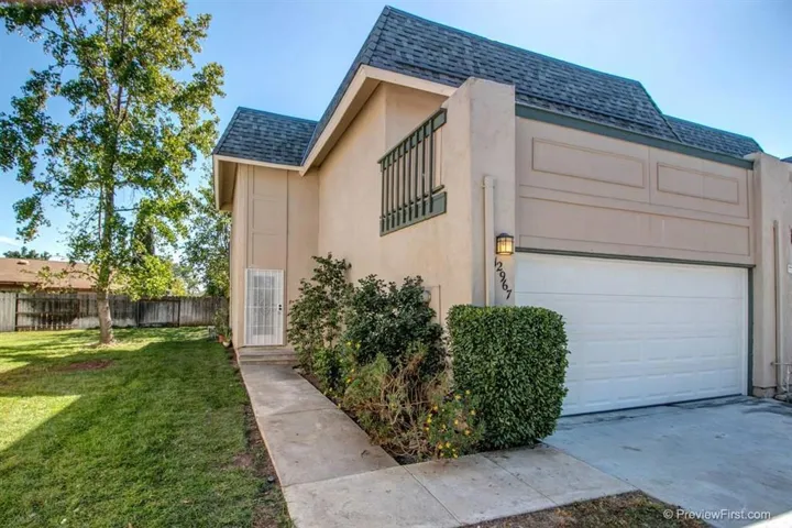 12967 Cree Court, Poway, California 92064