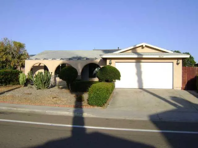 8214 Brookhaven Road, San Diego, California 92114