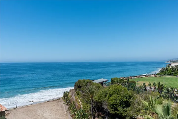 21 White Water Lane, Dana Point, California 92629