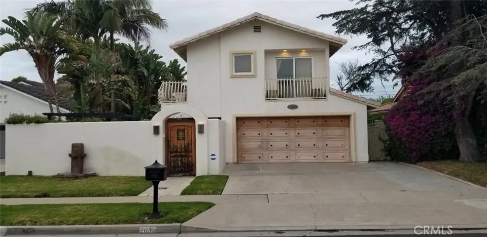2039 Irvine Avenue, Costa Mesa, California 92627