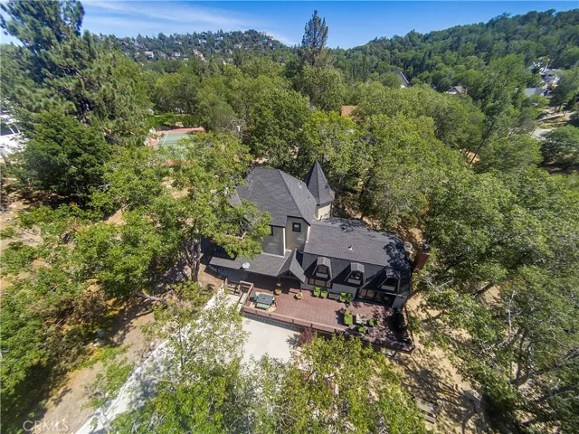 28968 N Shore Road, Lake Arrowhead, California 92352