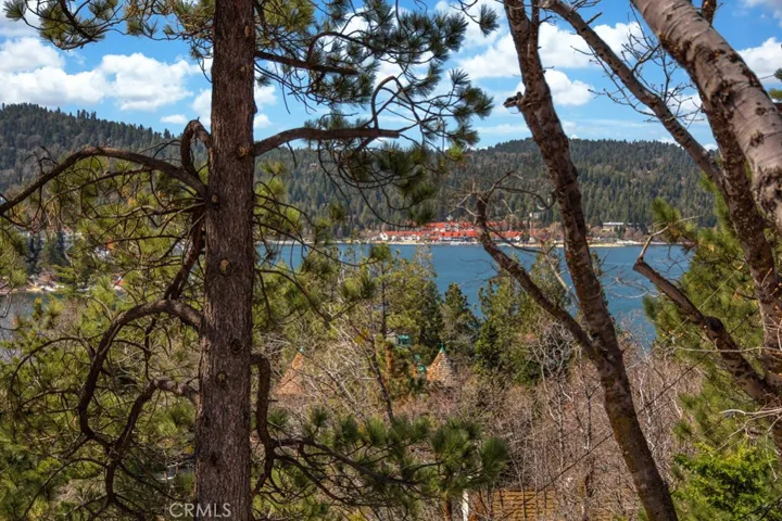 28968 N Shore Road, Lake Arrowhead, California 92352