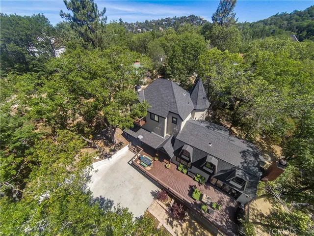 28968 N Shore Road, Lake Arrowhead, California 92352