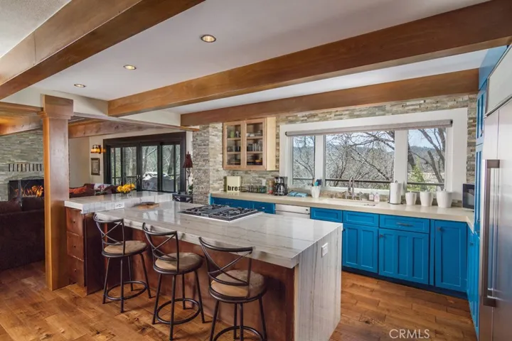 28968 N Shore Road, Lake Arrowhead, California 92352