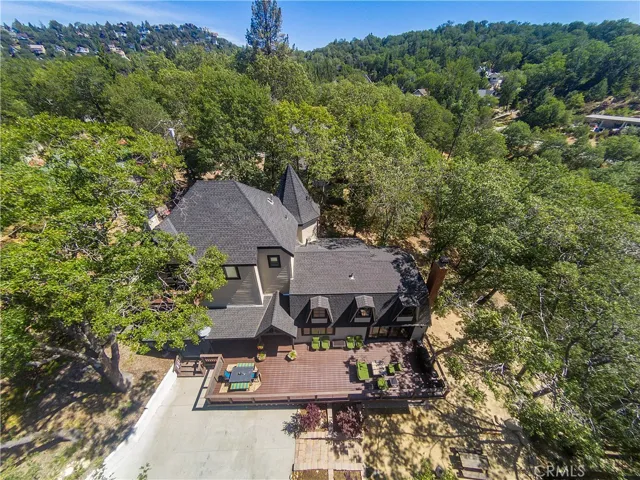 28968 N Shore Road, Lake Arrowhead, California 92352