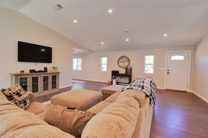 16963 Highway 67, Ramona, California 92065