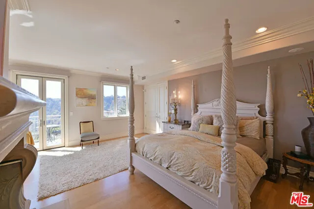 1861 Bel Air Road, Los Angeles, California 90077
