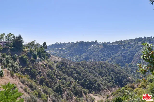 1861 Bel Air Road, Los Angeles, California 90077