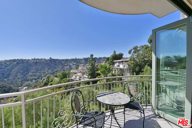1861 Bel Air Road, Los Angeles, California 90077