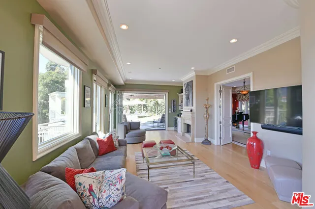 1861 Bel Air Road, Los Angeles, California 90077