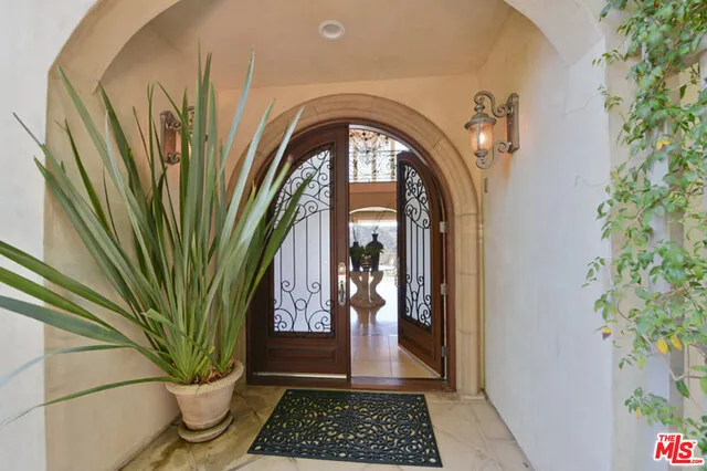 1861 Bel Air Road, Los Angeles, California 90077