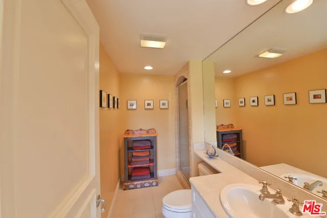 1861 Bel Air Road, Los Angeles, California 90077