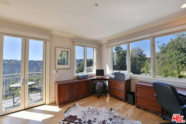 1861 Bel Air Road, Los Angeles, California 90077