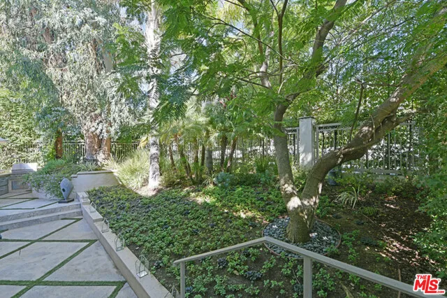 1861 Bel Air Road, Los Angeles, California 90077