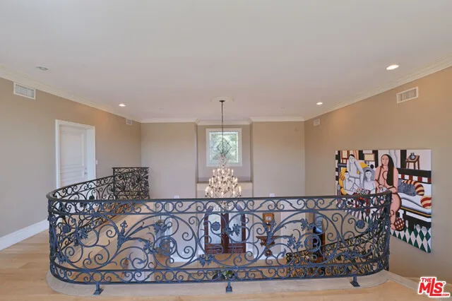 1861 Bel Air Road, Los Angeles, California 90077