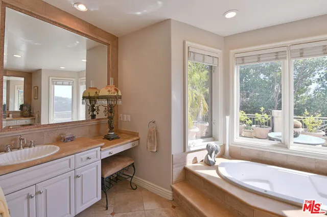 1861 Bel Air Road, Los Angeles, California 90077