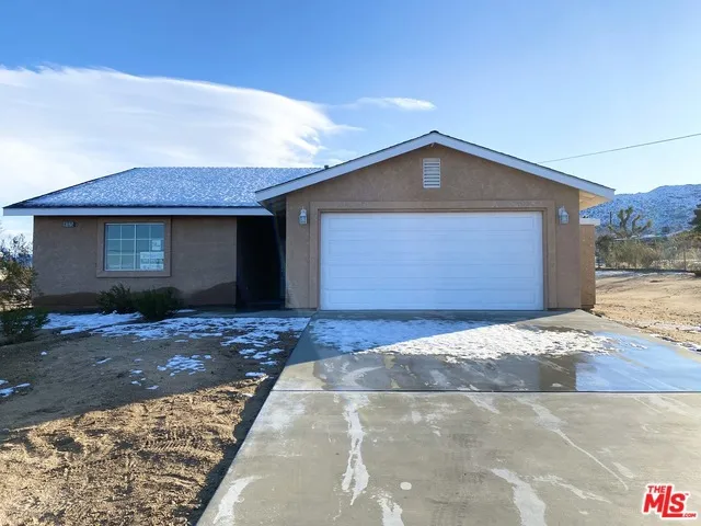 61375 Alta Loma Drive, Joshua Tree, California 92252