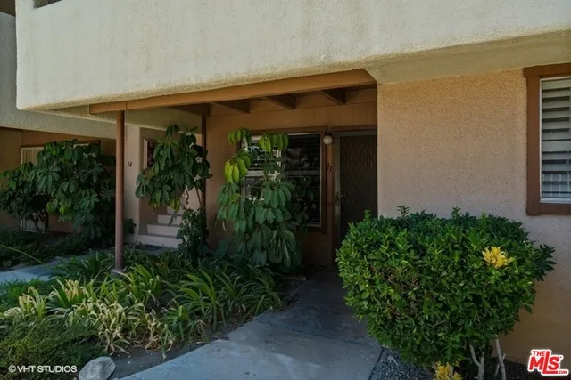 1268 E Ramon Road 11, Palm Springs, California 92264