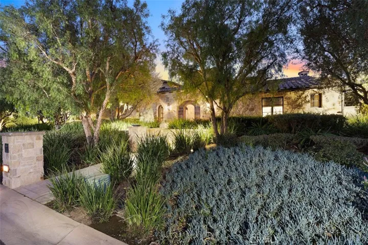 118 Canyon Creek, Irvine, California 92603