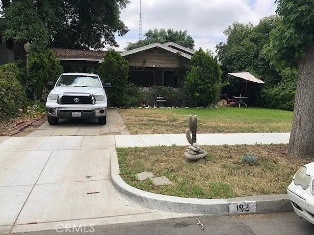 182 E Columbia Avenue, Pomona, California 91767