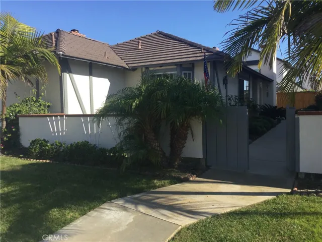 1233 Saint Helene Court, Oceanside, California 92054