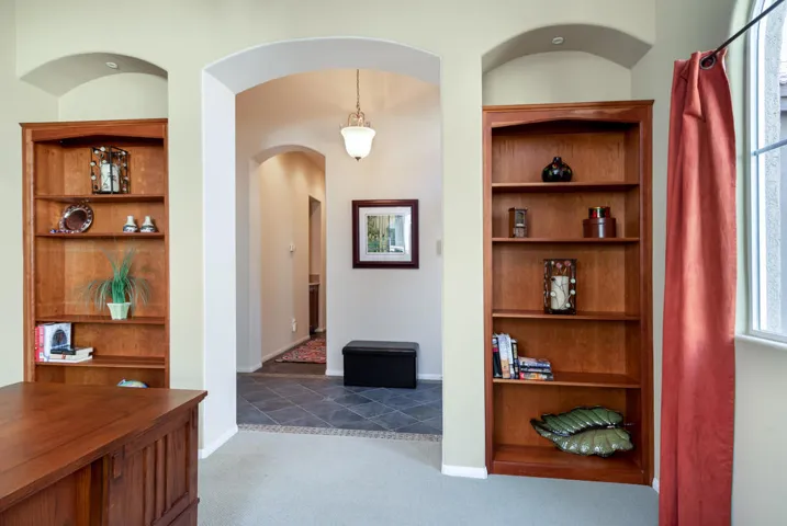 49598waynestreet-lr-24
