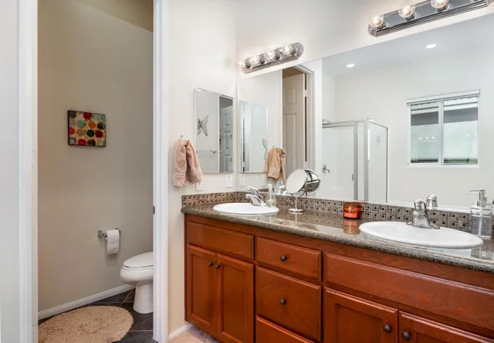 49598waynestreet-lr-22